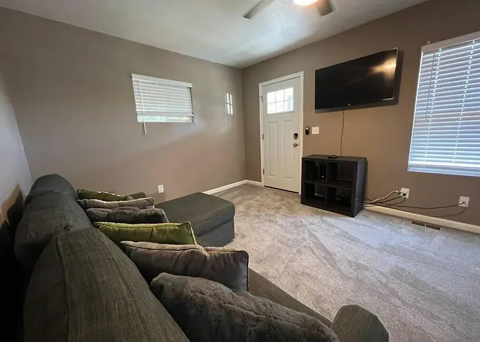 Restful Single Bedroom Getaway